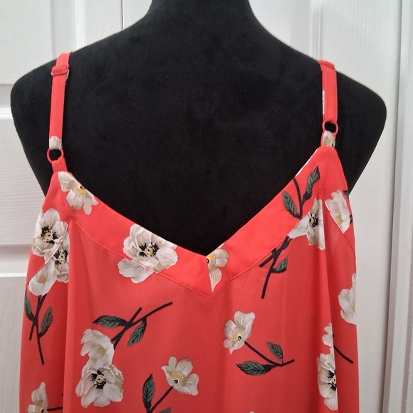 Torrid Coral Floral Sleeveless Blouse  Size 0 - Picture 7 of 13